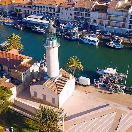 Studio Cabine Climatise Proche Mer Et Commerces, Ideal Pour 4 Personnes - Fr-1-307-269 Daire *